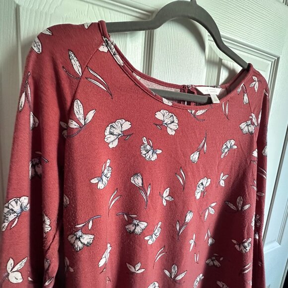 Dark Pink Floral Lauren Conrad Large Bell Sleeve Top, High Low Hem, Keyhole Back - Picture 5 of 12